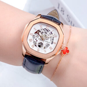 Modern Luxury Watch 899